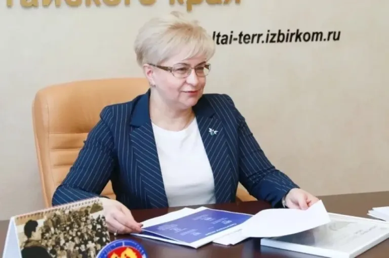 ЦИК предложил сохранить Акимову и Пономаренко в новом составе алтайского избиркома