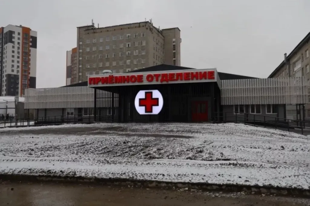 В Барнауле достроили приёмное отделение БСМП №2