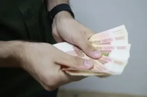 Более 28 тысяч работающих родителей Алтая получили семейную выплату